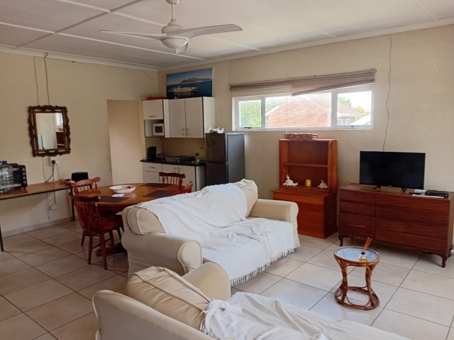 To Let 1 Bedroom Property for Rent in Dorchester Heights Eastern Cape